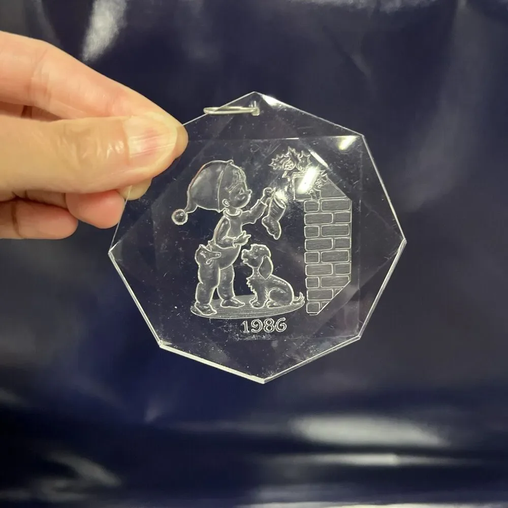 VTG Lot Of 4 Christmas Treasures 1986 Hexagon Acrylic Christmas Ornaments‎ - D8